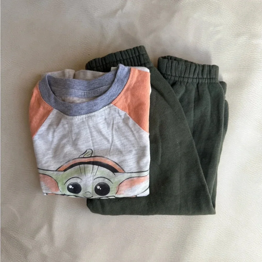 Star Wars baby shirt and sweatpants